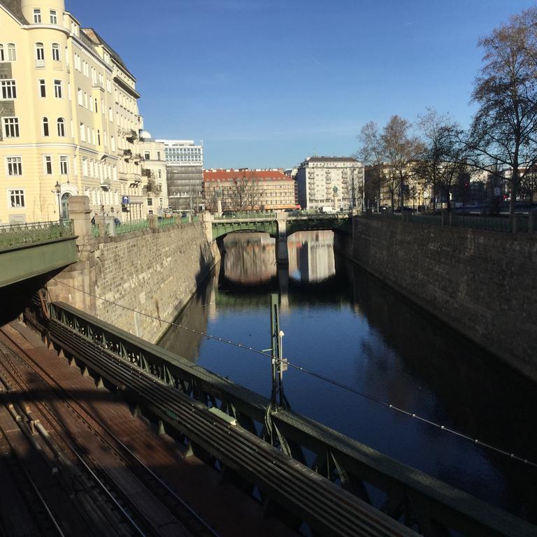 Ajo Central Wenen Buitenkant foto